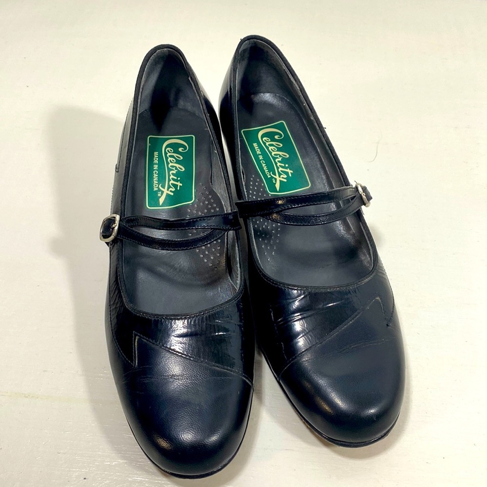 Celebrity vintage rare sunday shoes​